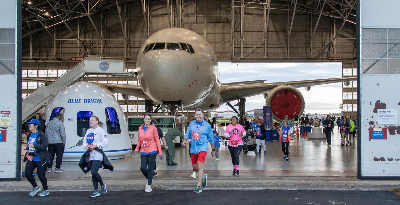 More than 37,000 people registered to attend the NASA Langley open house. Starting with the Annual 5K Moon Walk Run and the talented Nils Larson, X59 pilot and Astronaut Victor Glover reunited at Langley’s hangar and hosted by Center Director Clayton Turner.